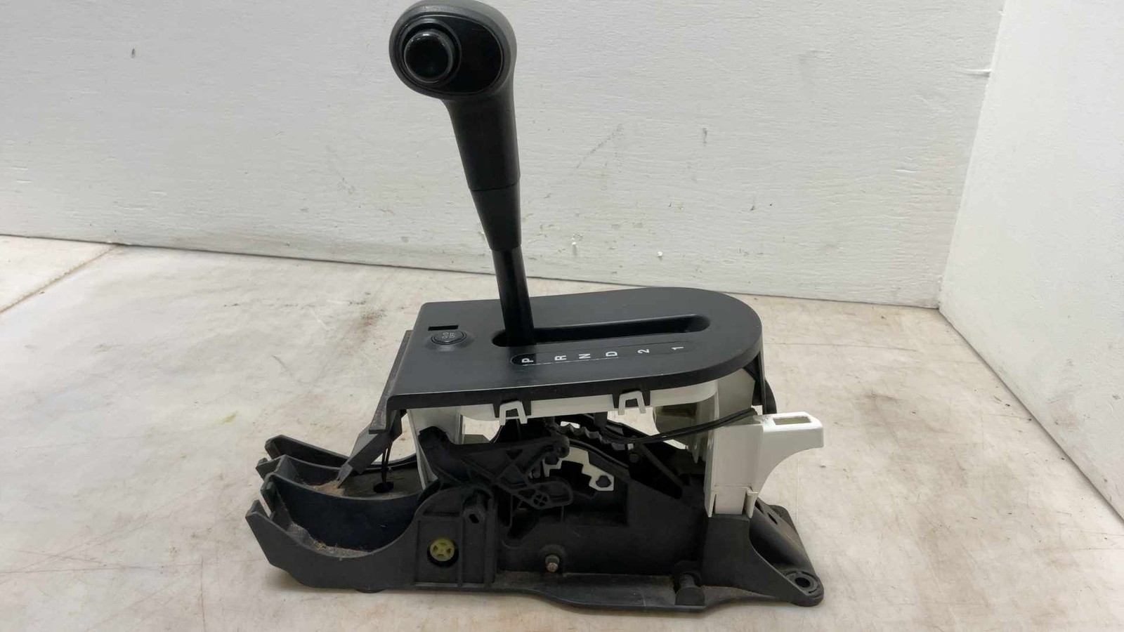 Jeep Wrangler JK OEM Automatic Transmission Shifter 2007 2008 2009 2010 114223