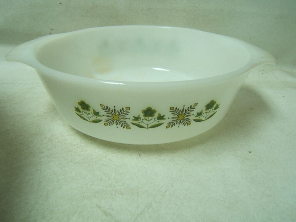 Anchor Hocking Fire King Meadow Green One Quart Casserole