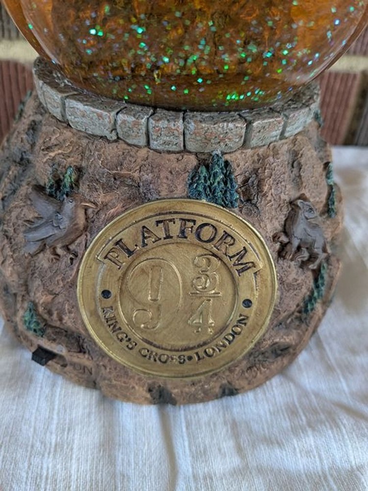 Bradford Exchange Harry Potter Hogwarts Express Globe