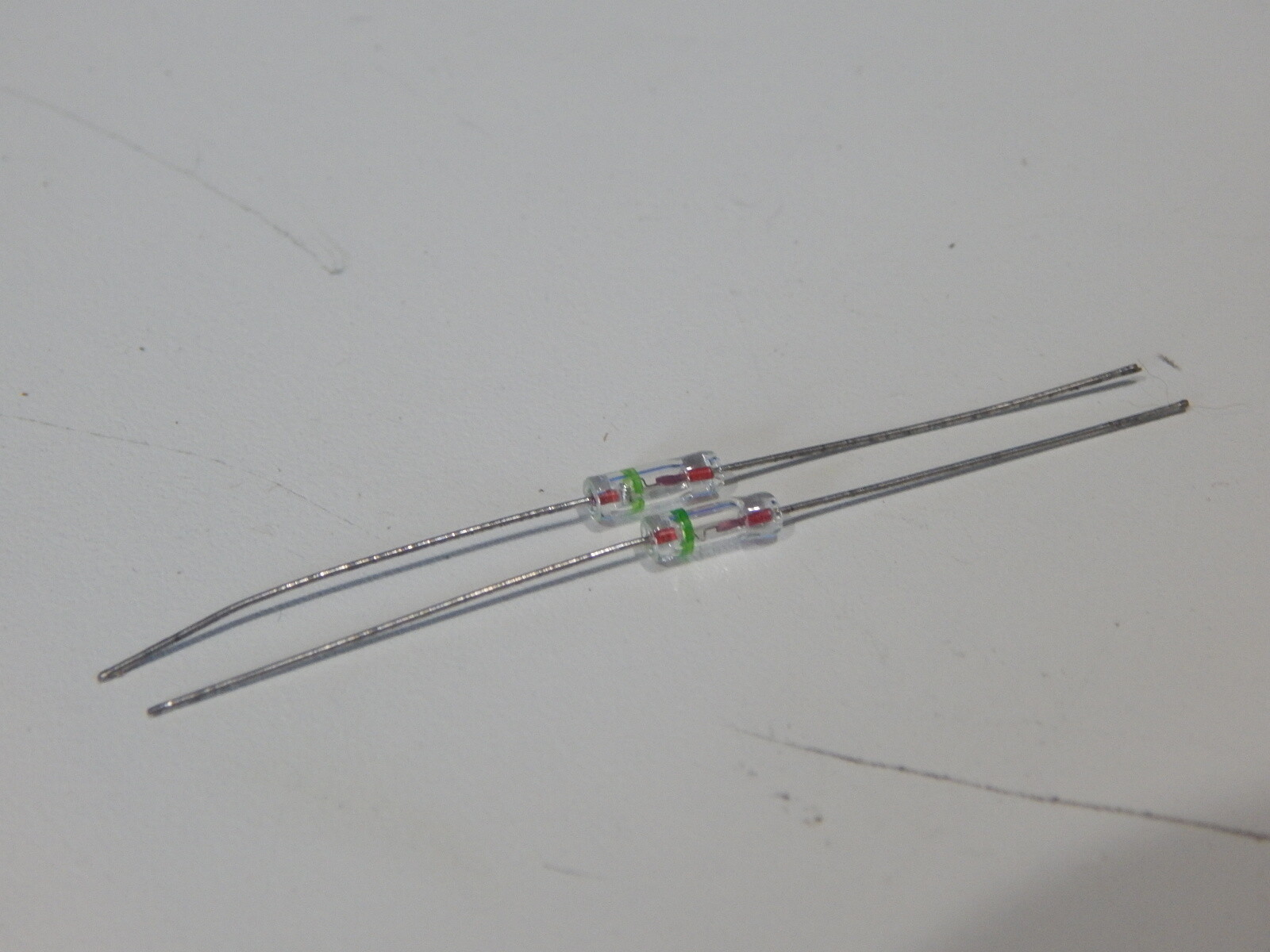 2 pieces 1N34A Germanium Signal Diodes Original Green Band - USA FAST SHIPPING