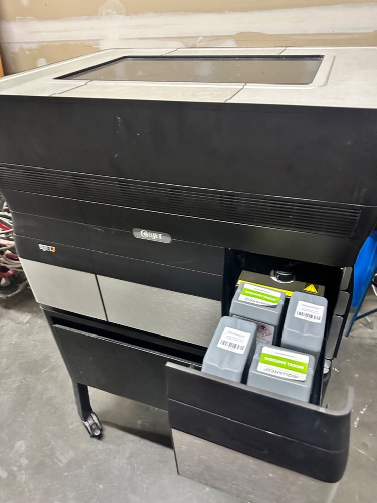 Stratasys Objet 30 pro 3D Printer with Stand-AS IS- Needs work. Local Pickup