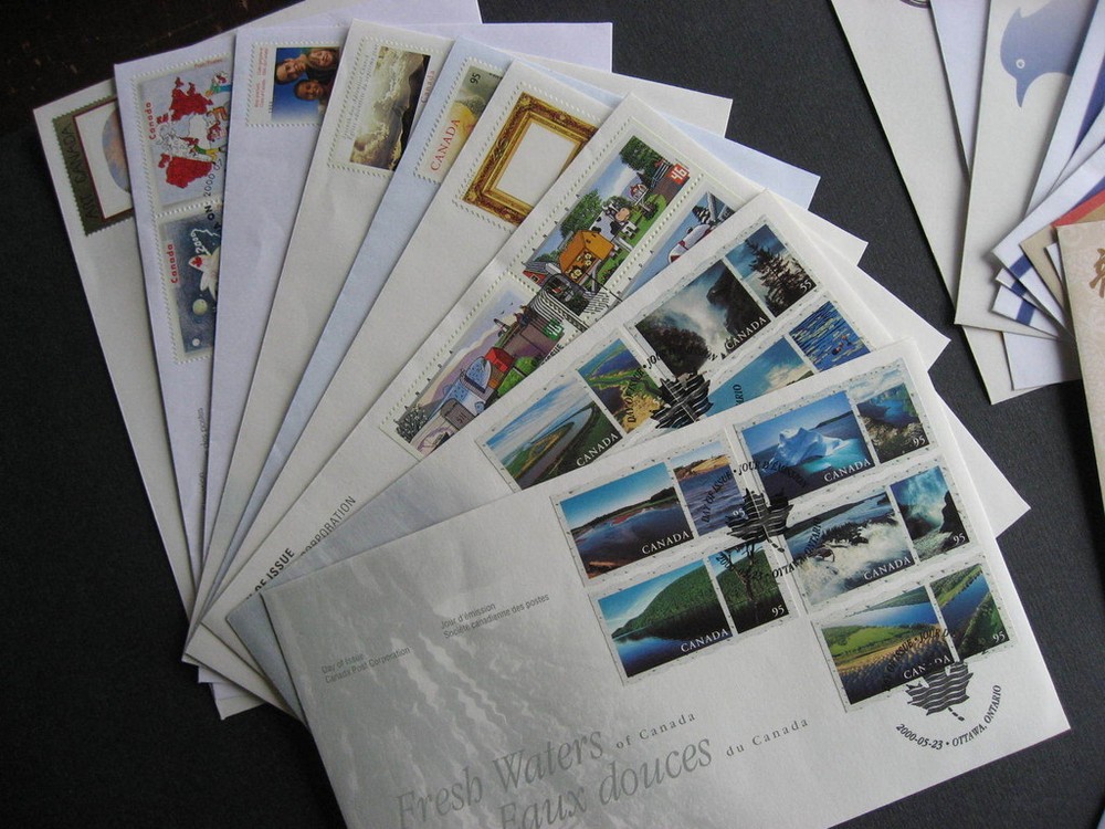CANADA 30 diifferent FDCs from 2000 a nice group here! PLZ read description!