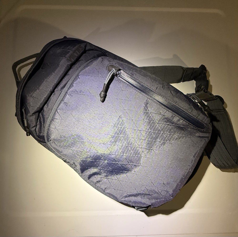 VIKTOS Upscale XL Midsize Concealed Carry Slingbag