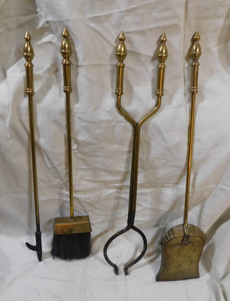 FIREPLACE TOOL SET 4 PIECE BRASS ? ORNATE BASE
