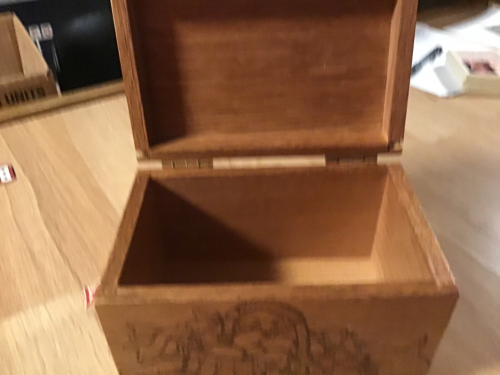 vintage recipe box