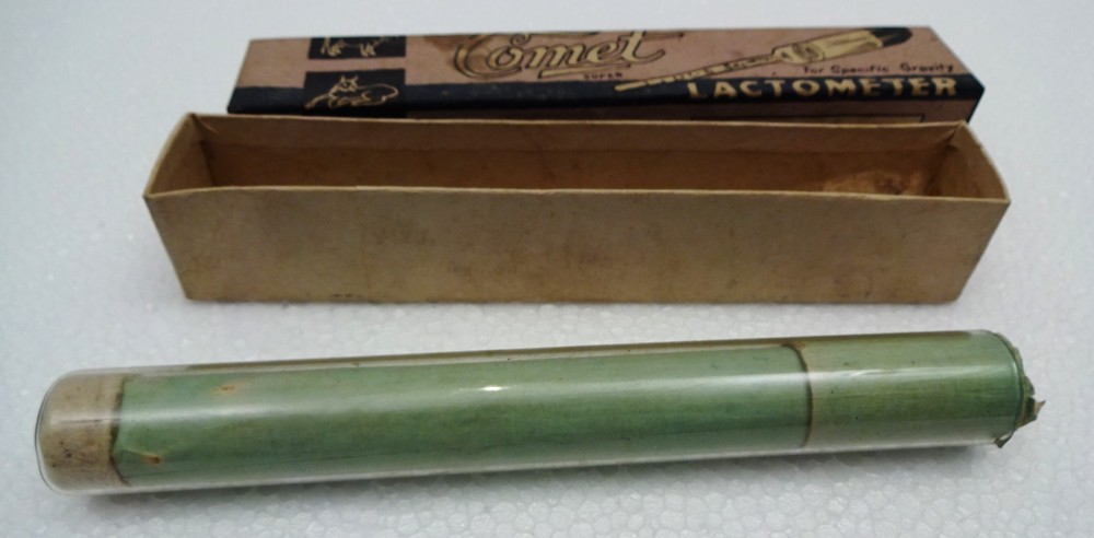 LACTOMETER OLD COMET VINTAGE SCIENTIFIC INSTRUMENTS WITH ORIGINAL BOX LACTOMETE