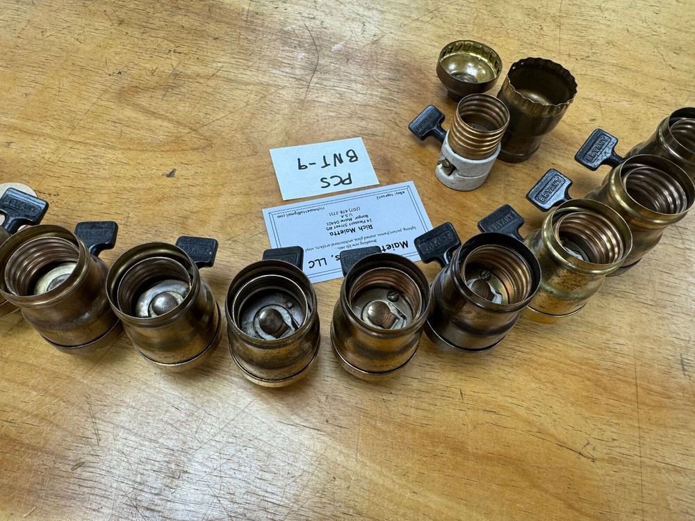 Paul Crist Studios: #10 BRYANT (dated 1907) Socket Shells & Paddles, Tiffany