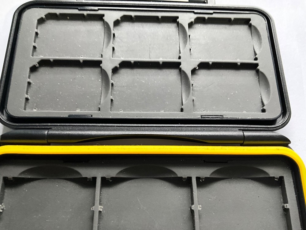 1pc(USED) PELICAN Hard case for SANDISK CF TYPE II