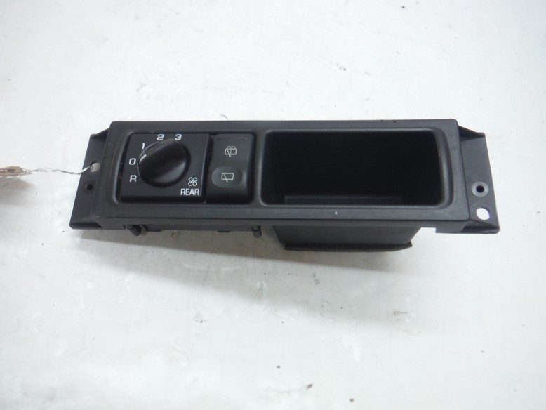 2003 CHEVY VENTURE A/T REAR A/C CLIMATE CONTROL PANEL OEM 2001 2002