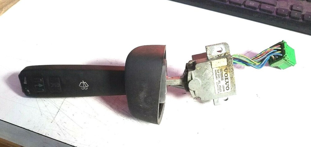 VOLVO WASHER / WIPER CONTROL SWITCH 20700930