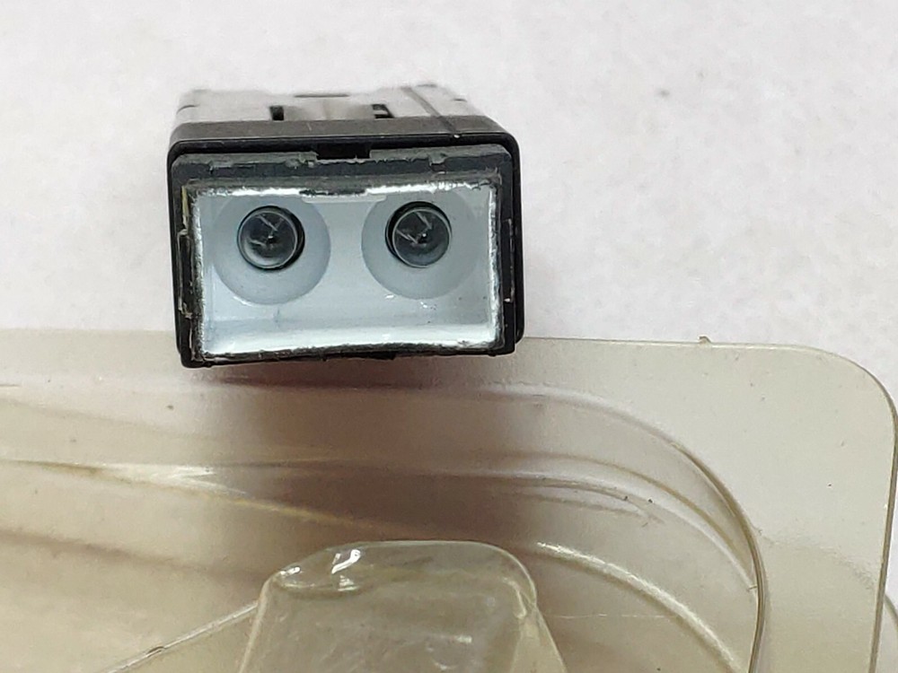 NEW** KORRY ELECTRONICS Korry Push Switch 81590 P/N:22231-001