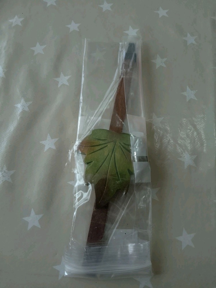 Brand New Cuckoo Clock Pendulum Maple Leaf Green