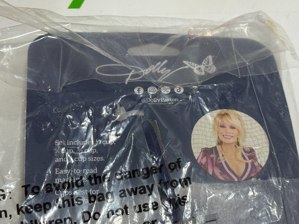 Dolly Parton Blue Nesting Measuring Cups