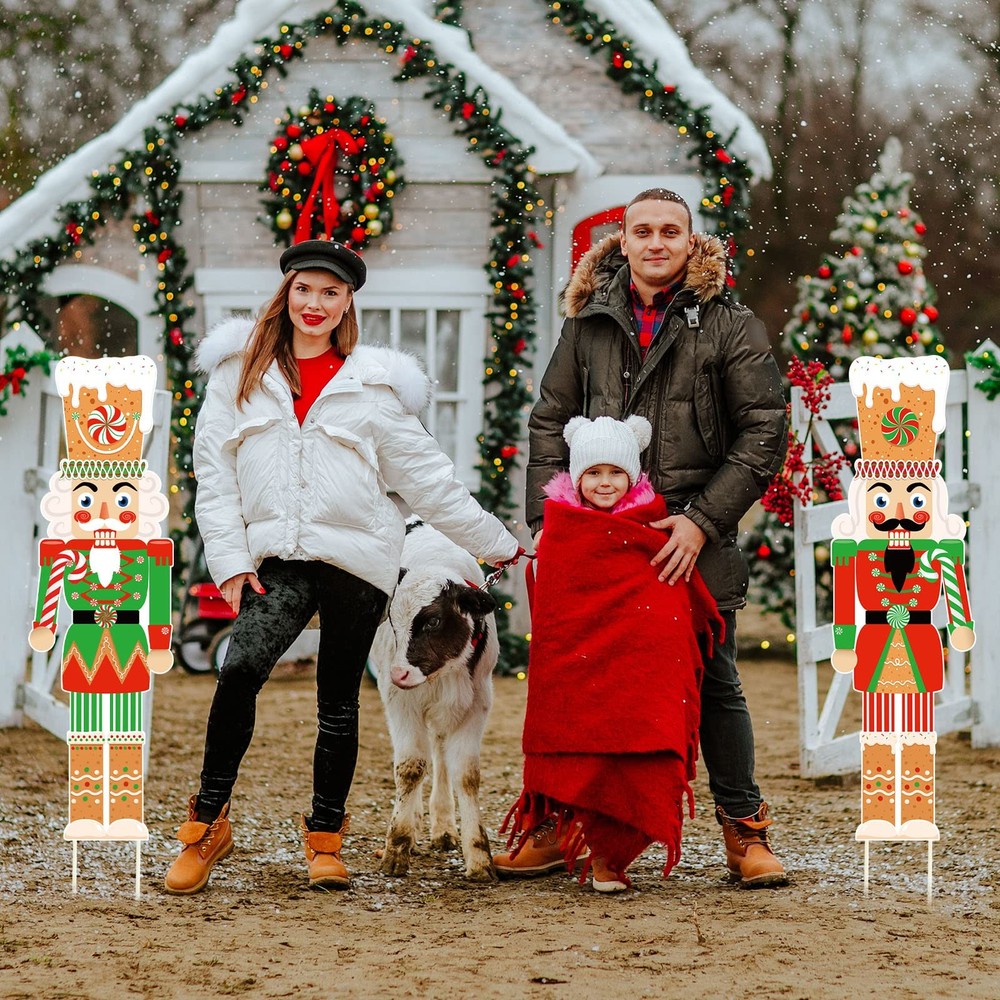 Capoda 2 Pcs Outdoor Nutcracker Christmas Decorations Large Christmas Nutcracker