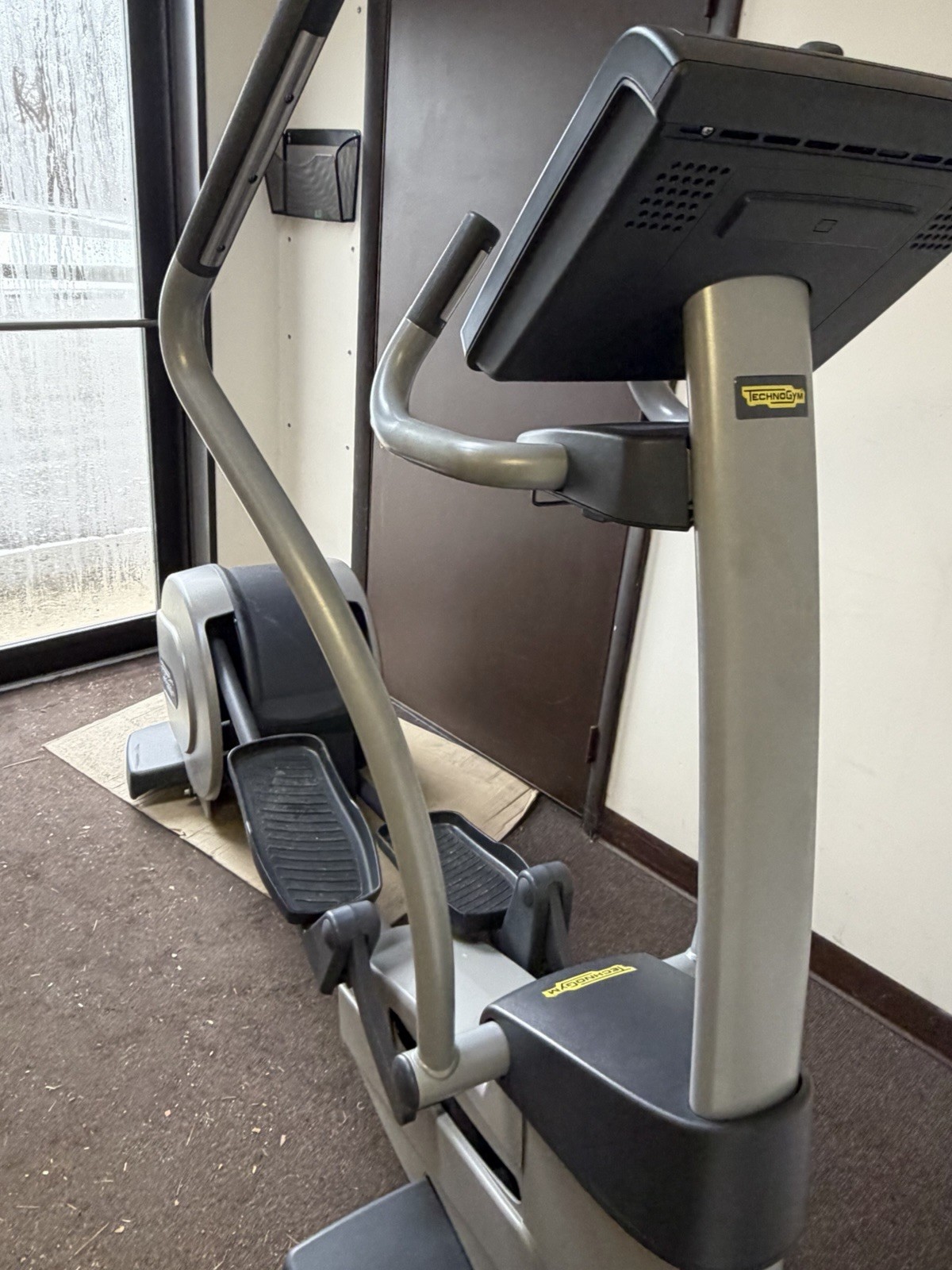 Technogym Elliptical Machine Touchscreen Console Commercial Programmable