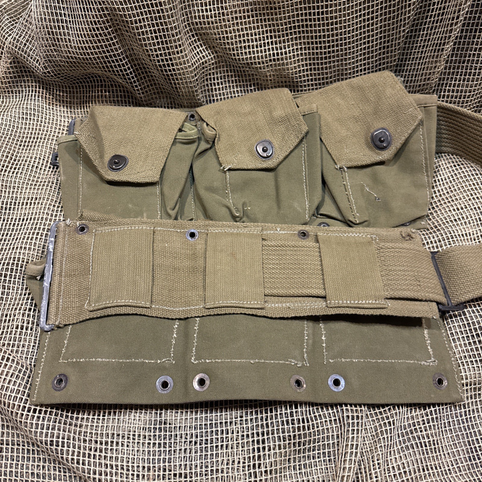 Vintage WWII OD green M-1937 BAR belt !!!