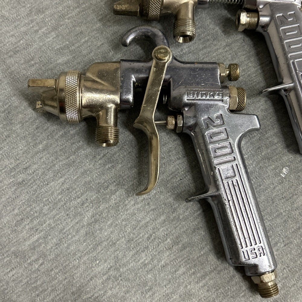 Binks 2001 Professional Spray Guns With Extras (Untested/AS_IS)