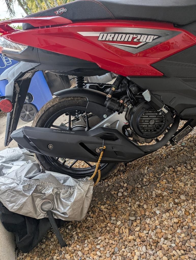 2025 XPRO Orion 200 SCOOTER with 14" Alloy Wheels,Electric/Kick, Auto