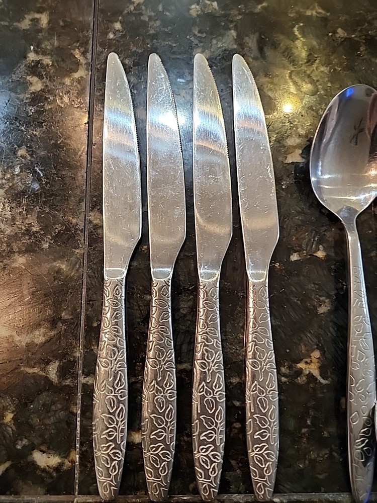 JC PENNY JPF20 Flatware Set Stainless Leaf Pattern 14 Pc.