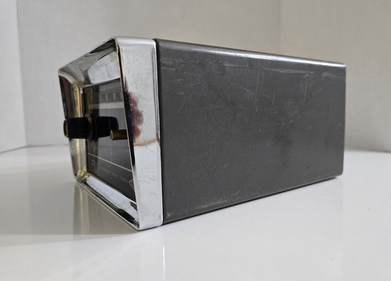 Gonset Antique Car Vacuum tube FM Radio Tuner. Very Rare