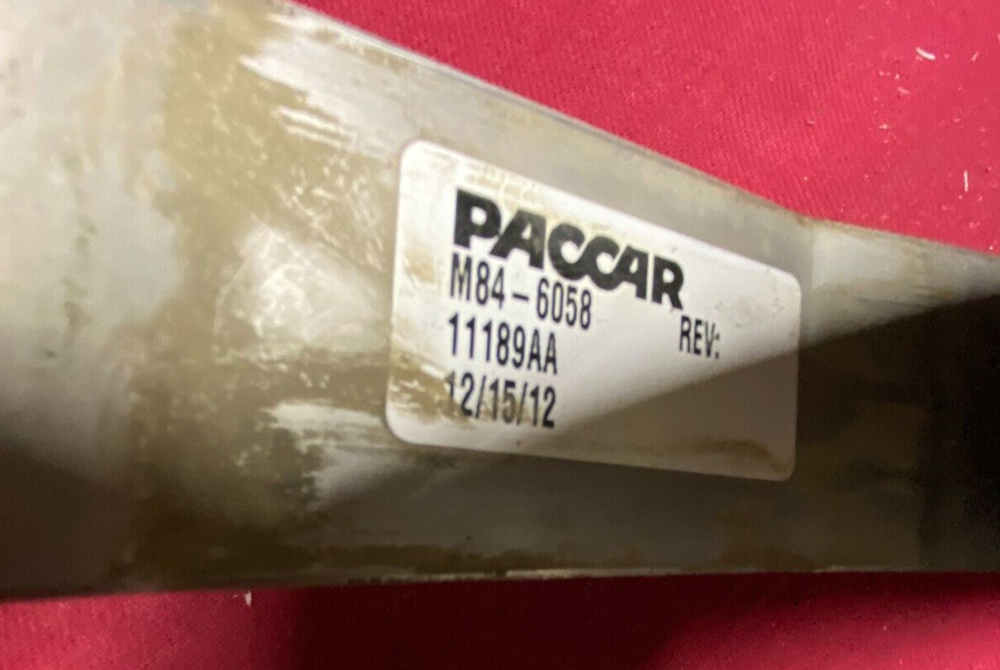 DEF Tank Strap Assembly M84-6058, paccar