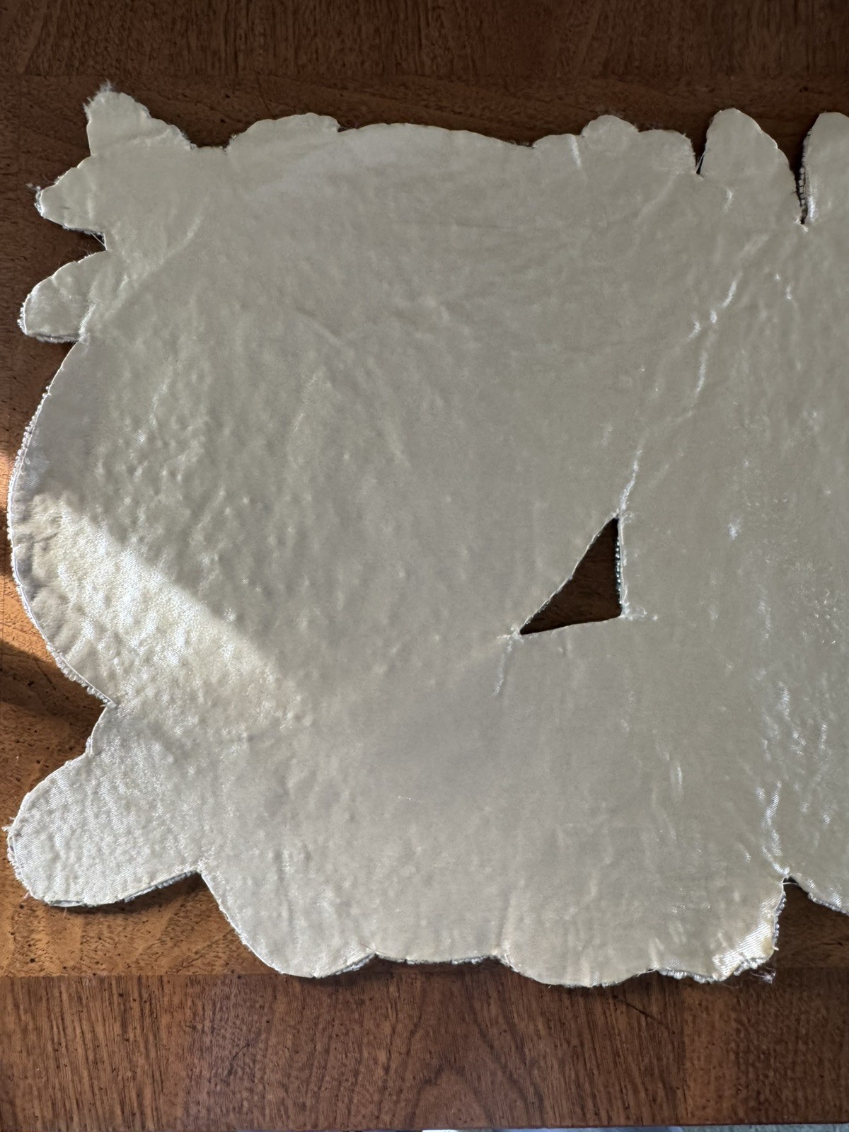 90s Pier 1 Imports Easter Egg & Bunny Rabbit Glass Beaded Table Runner 13” X 35”