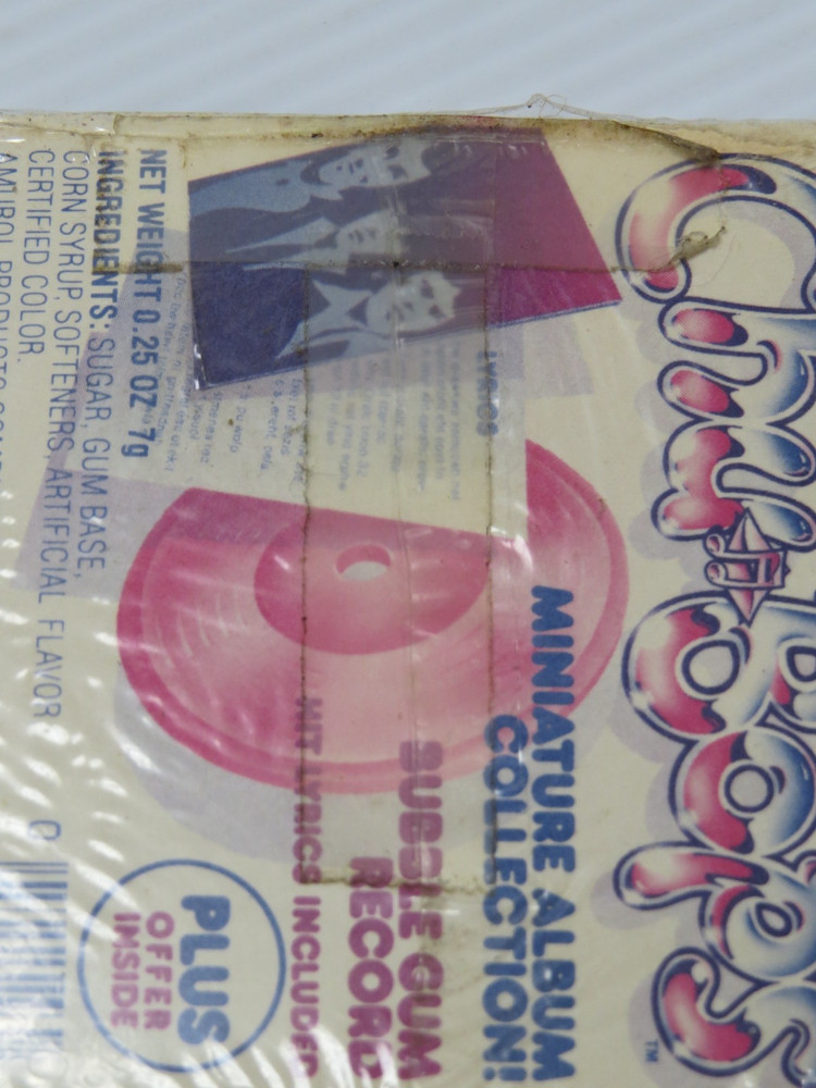 KISS OFFICIAL UNMASKED CHU BOPS GUM 1980 AUCOIN