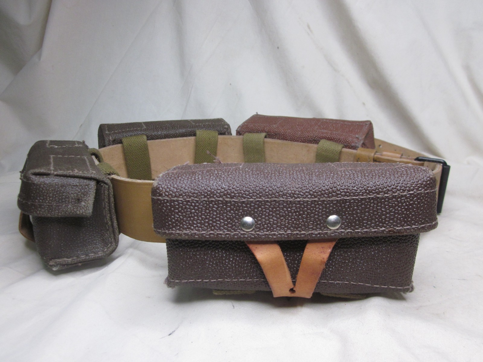 vintage T2 4 pouch bag ammo munition tactical leather military bandolier belt