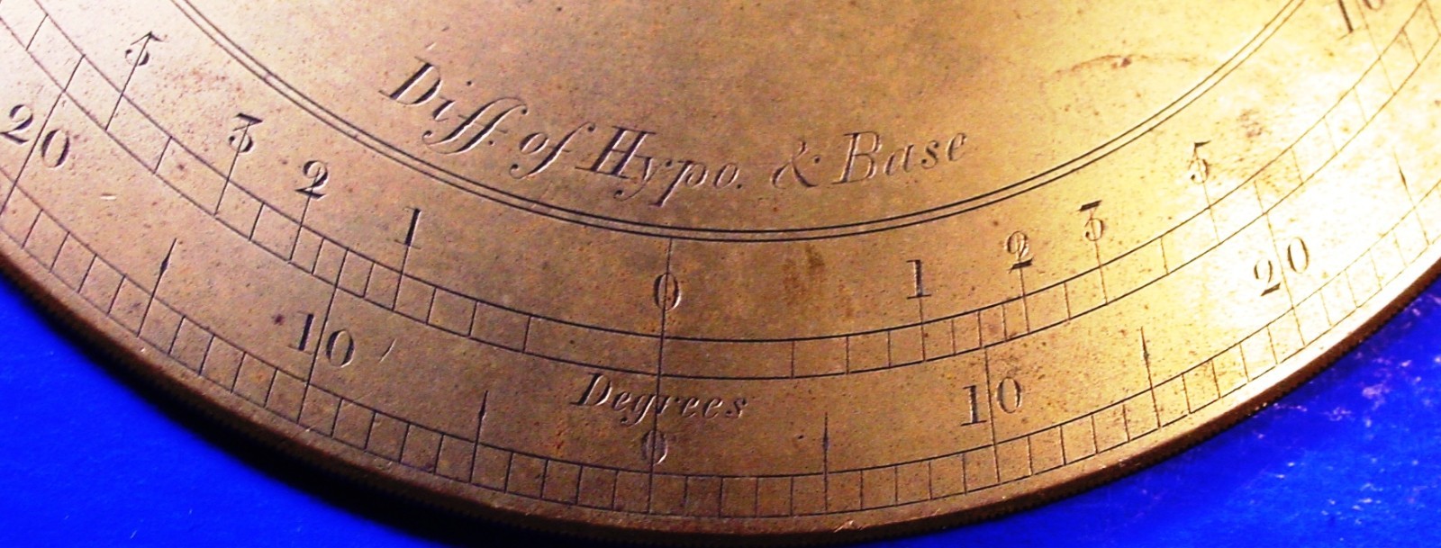 1816 Thomas Jones Compass folding Sight Vanes Vertical Arc - Rare Early Compass