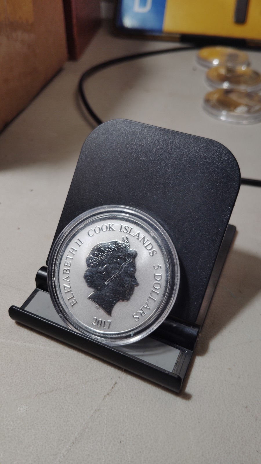 PATRICK ROY UPPER DECK HOCKEY GRANDEUR ONE OUNCE .9999 SILVER COIN SER.#/500