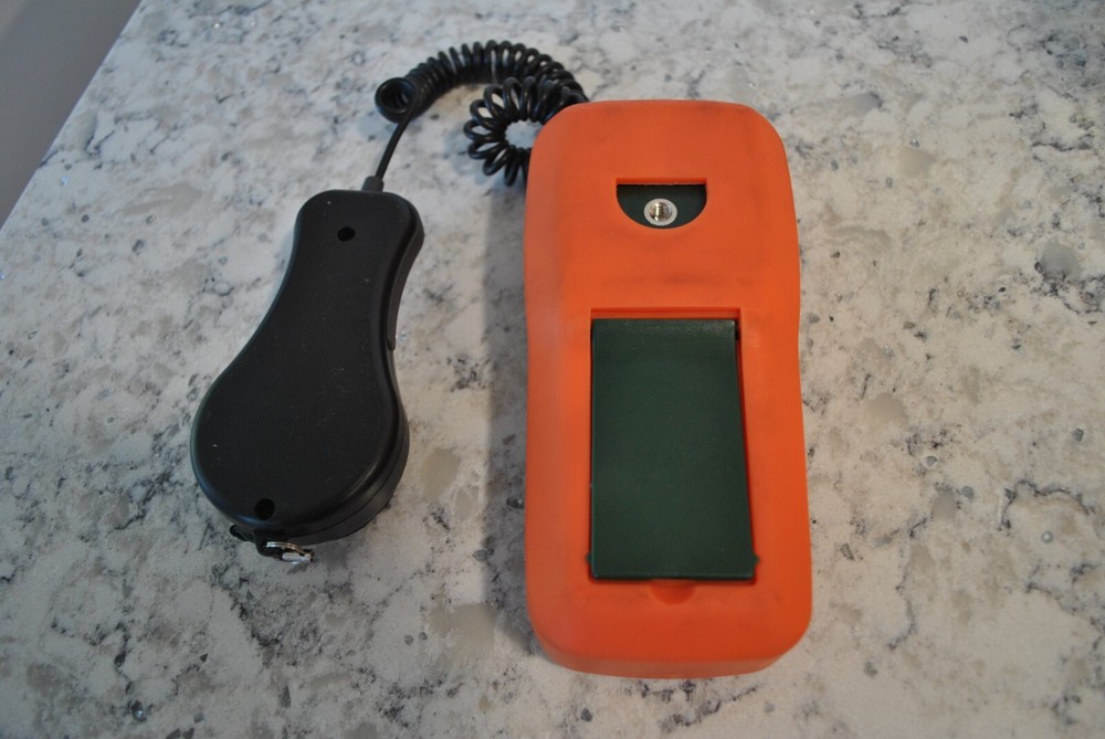 Extech Lt300 light meter works great