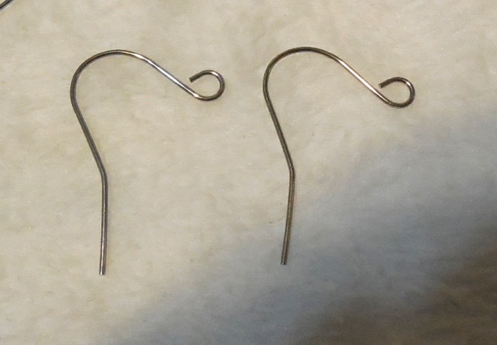 500 pcs Ear Wire Stainless Steel 3/4" Basic Fish Hook with Loop Earrings Dangle