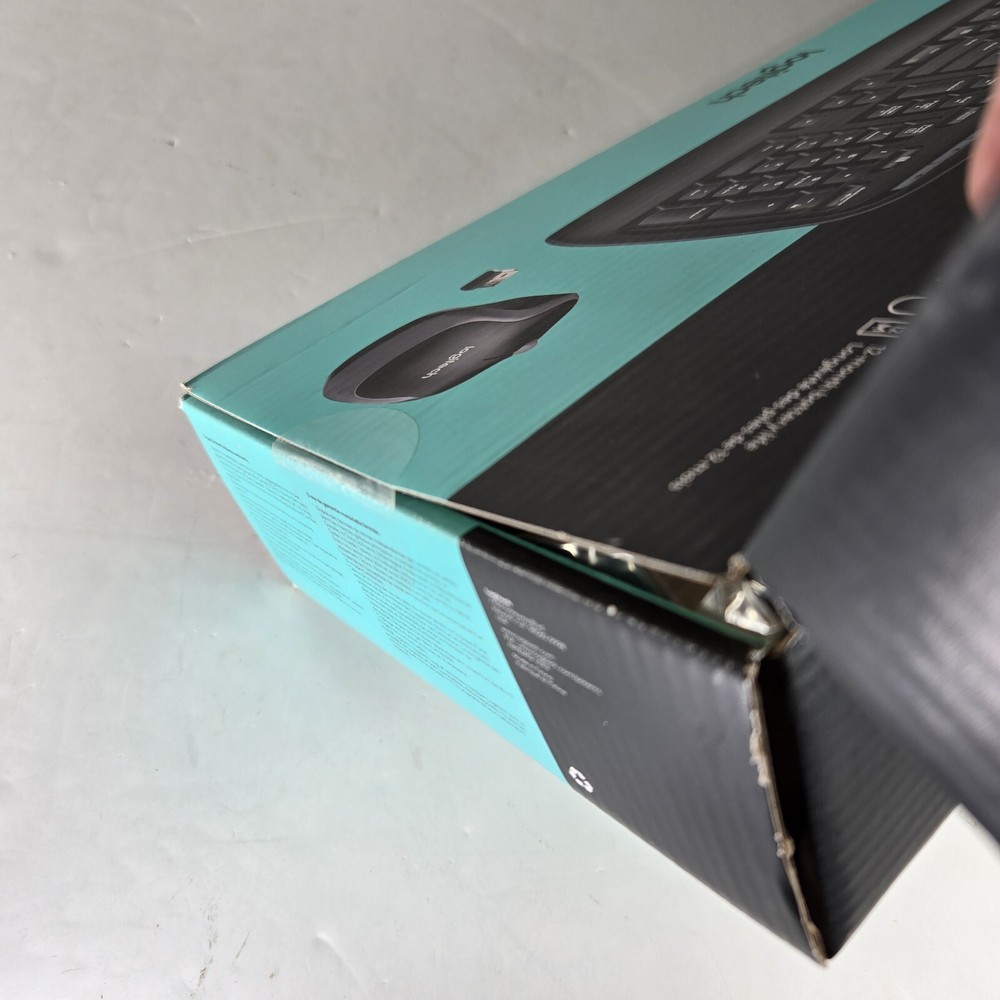 Logitech MK320 Wireless Keyboard Mouse Combo New Open Box Black Windows Chrome