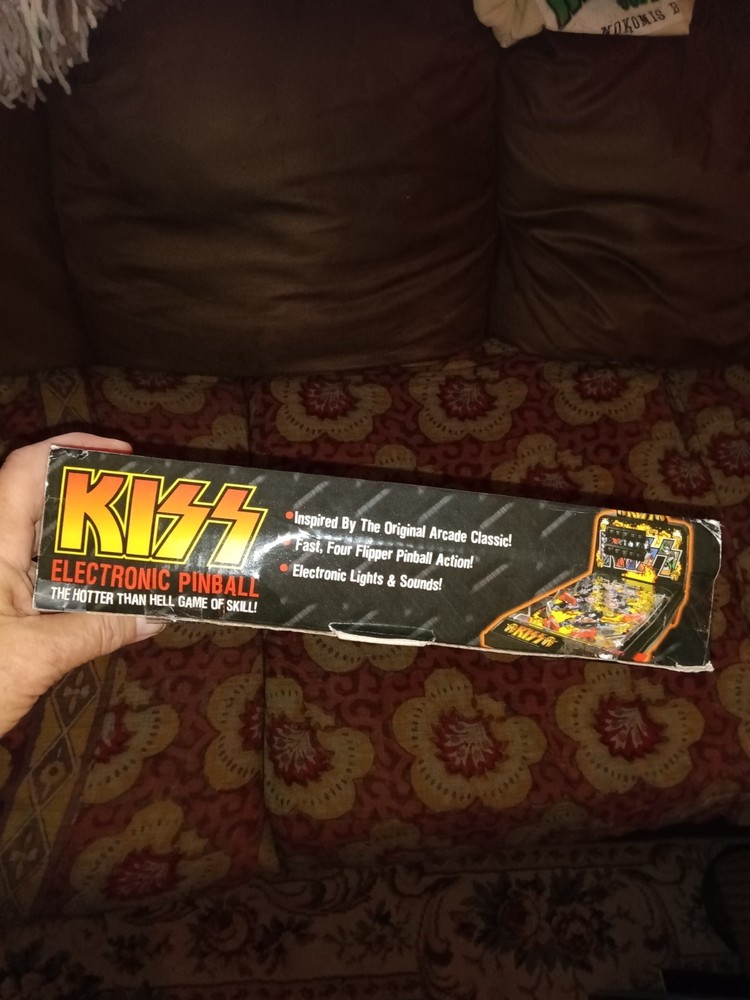 Kiss Pinball new sealed 2011 rare no longer available Kiss game not Aucoin