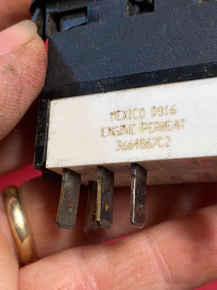 International ENGINE PREHEAT ROCKER Switch CONTROL 3664067C2