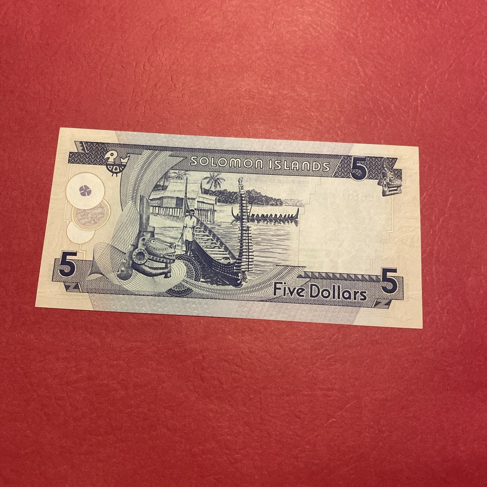 Solomon Islands- 5 Dollars-2003-18 UNC