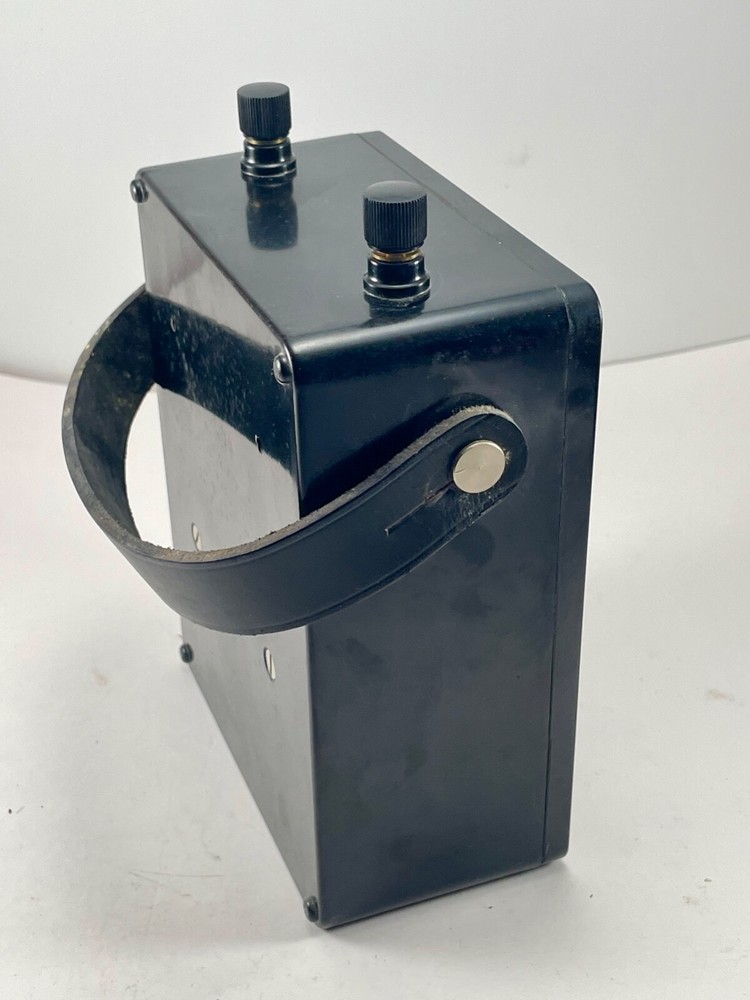 Welch A.C. Voltmeter 0-150 volts Model 3064D