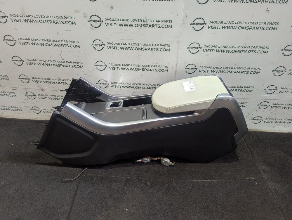 RANGE ROVER SPORT L494 CENTRE CONSOLE WITH ARMREST