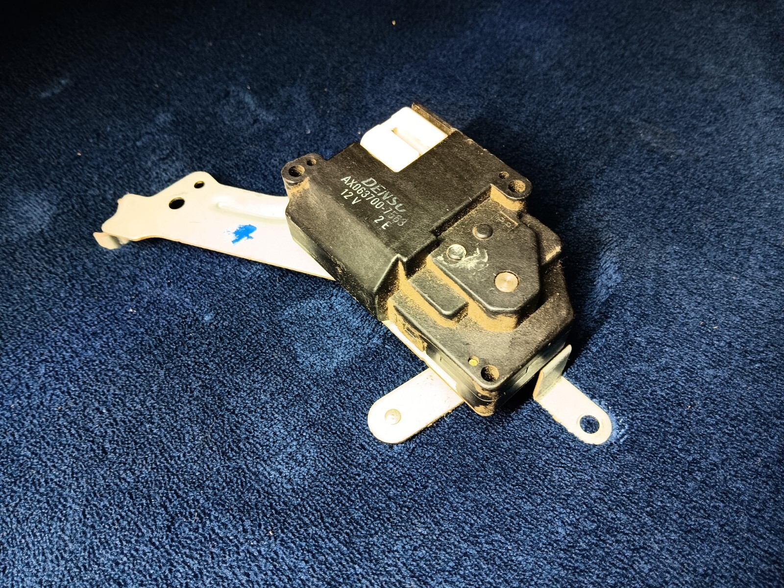 01-04 Toyota Tacoma HVAC Heat Air Blend Door Actuator Servo Motor AX063700-7563