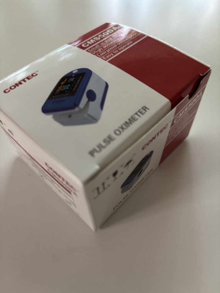 NEW! Contec Pulse Oximeter CMS50DA • New In Box as Shown