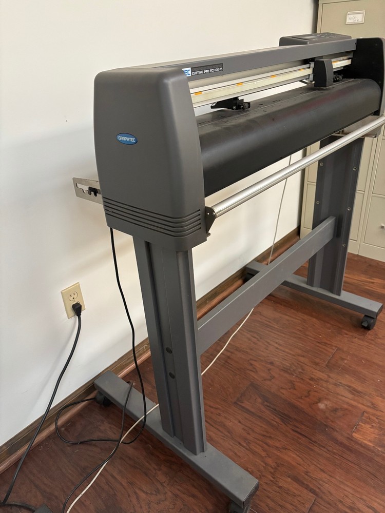 Vinyl Cutter Machine