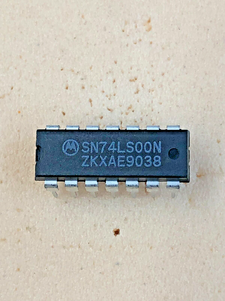 Motorola 10 PCS  SN74LS00N