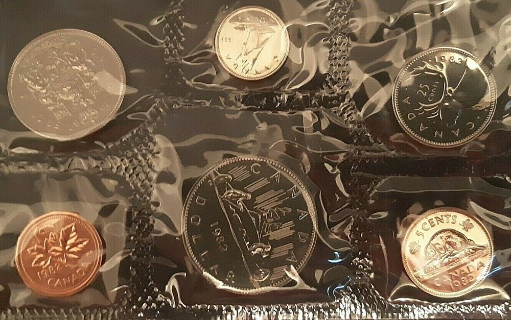 1982 Mint P.L. Set, original envelope and C.O.A.