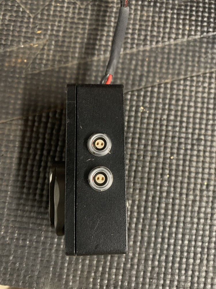 RED DSMC 2 Block Battery Adapter