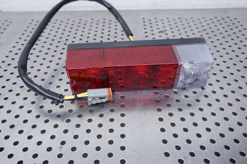 MULITFUNCTION LIGHT 4748400 Brake Backup