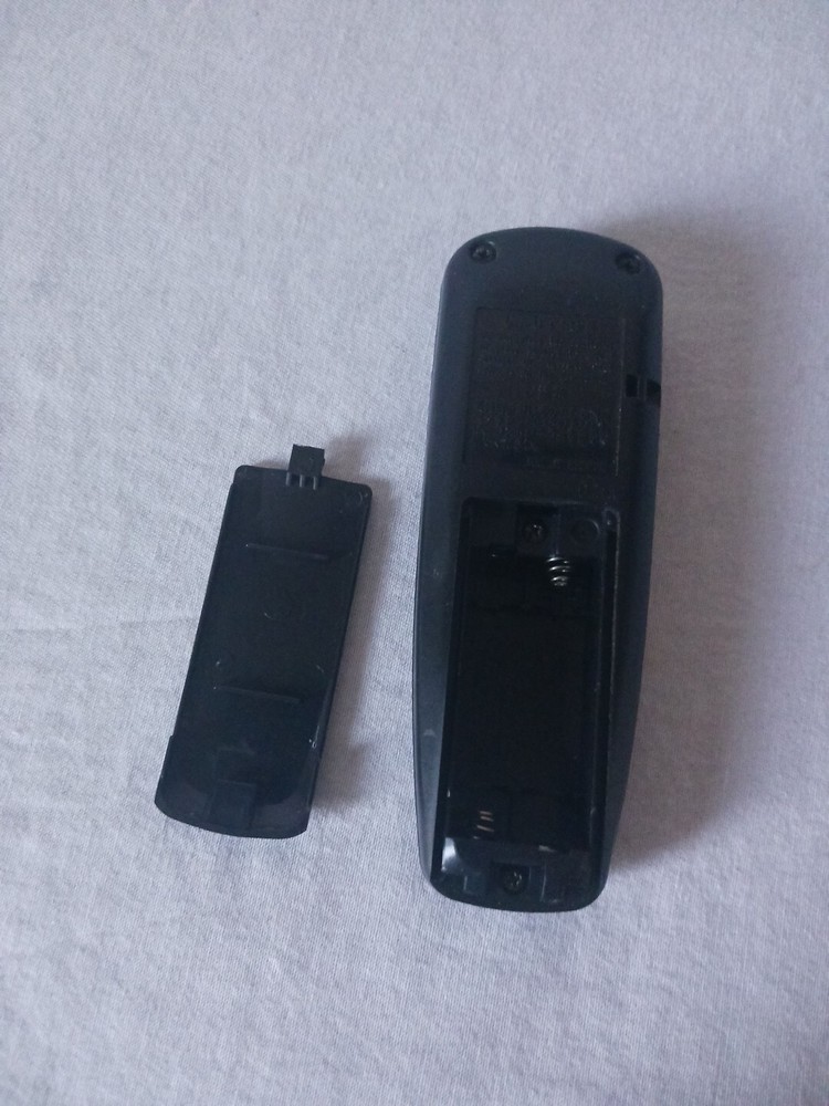 JVC RM-RK22 Wireless Remote Control for Car Stereo CD Player - EUC