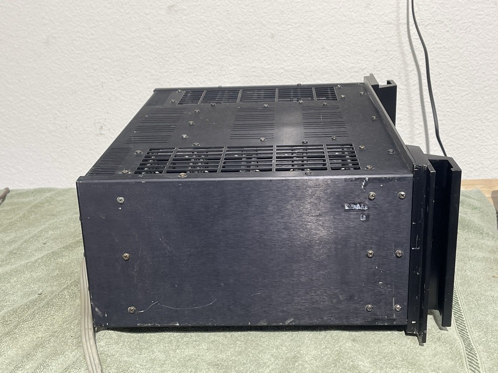 SAE A501 Stereo Amplifier