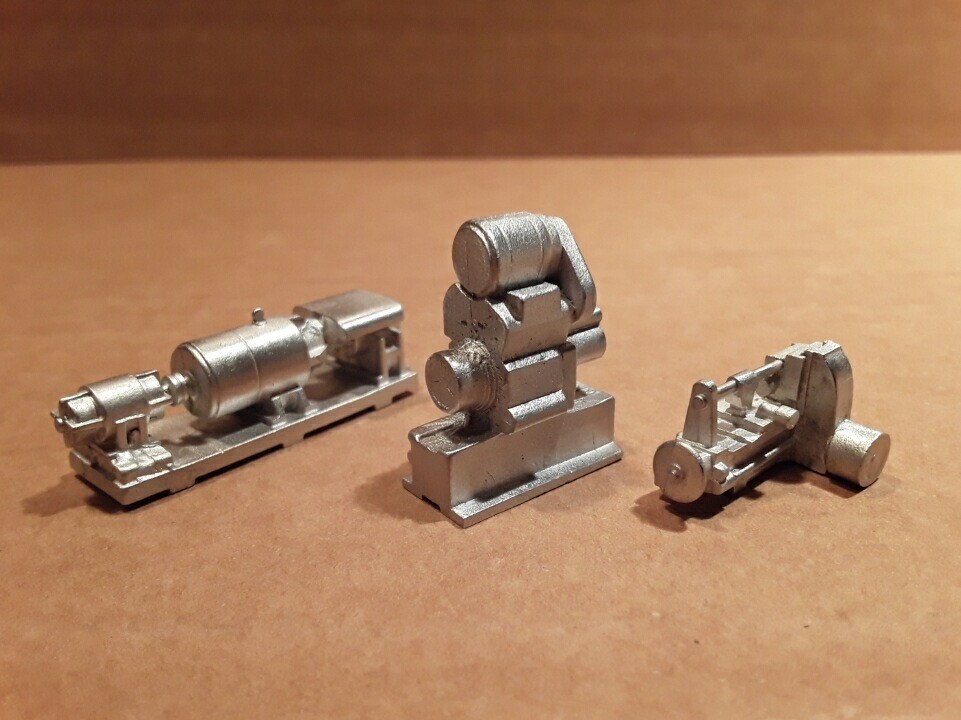 O Scale engines, electric motors, generators