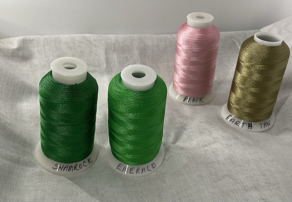 Thread fourteen 1000m spools 100% polyester machine embroidery thread