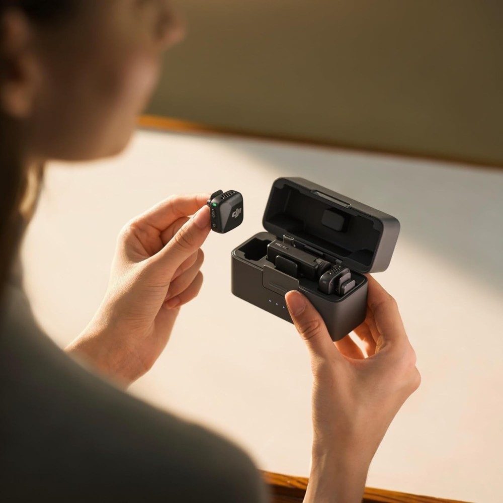 DJI Mic Mini (2 TX + 1 RX + Charging Case), Wireless Lavalier Microphone